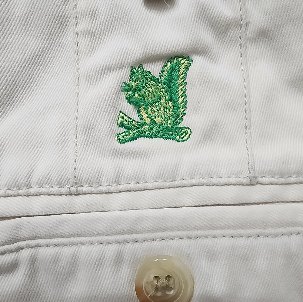 Peter Millar 100% Pima Cotton Cream Colored Casual Flat Front Shorts. 35